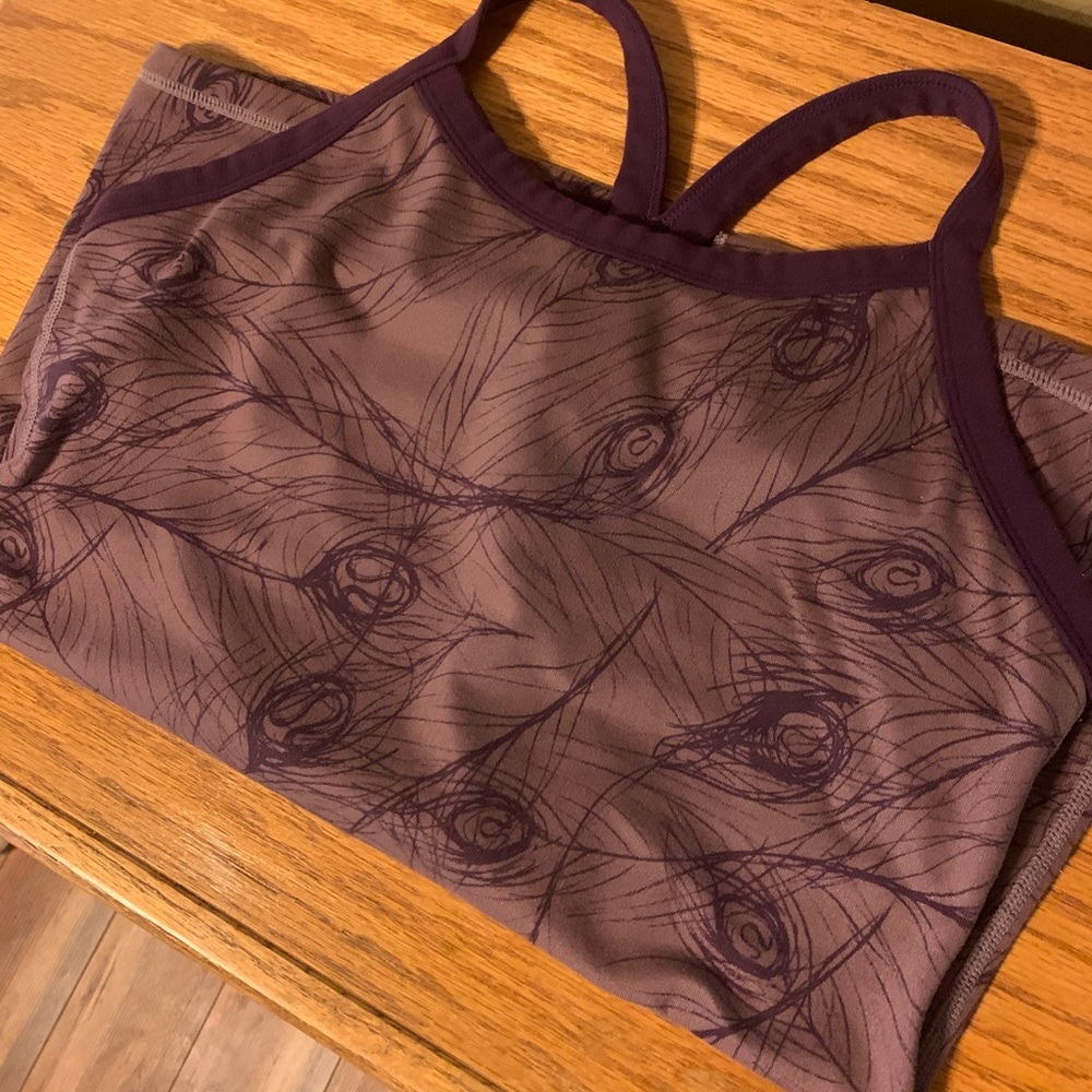 Lululemon tank